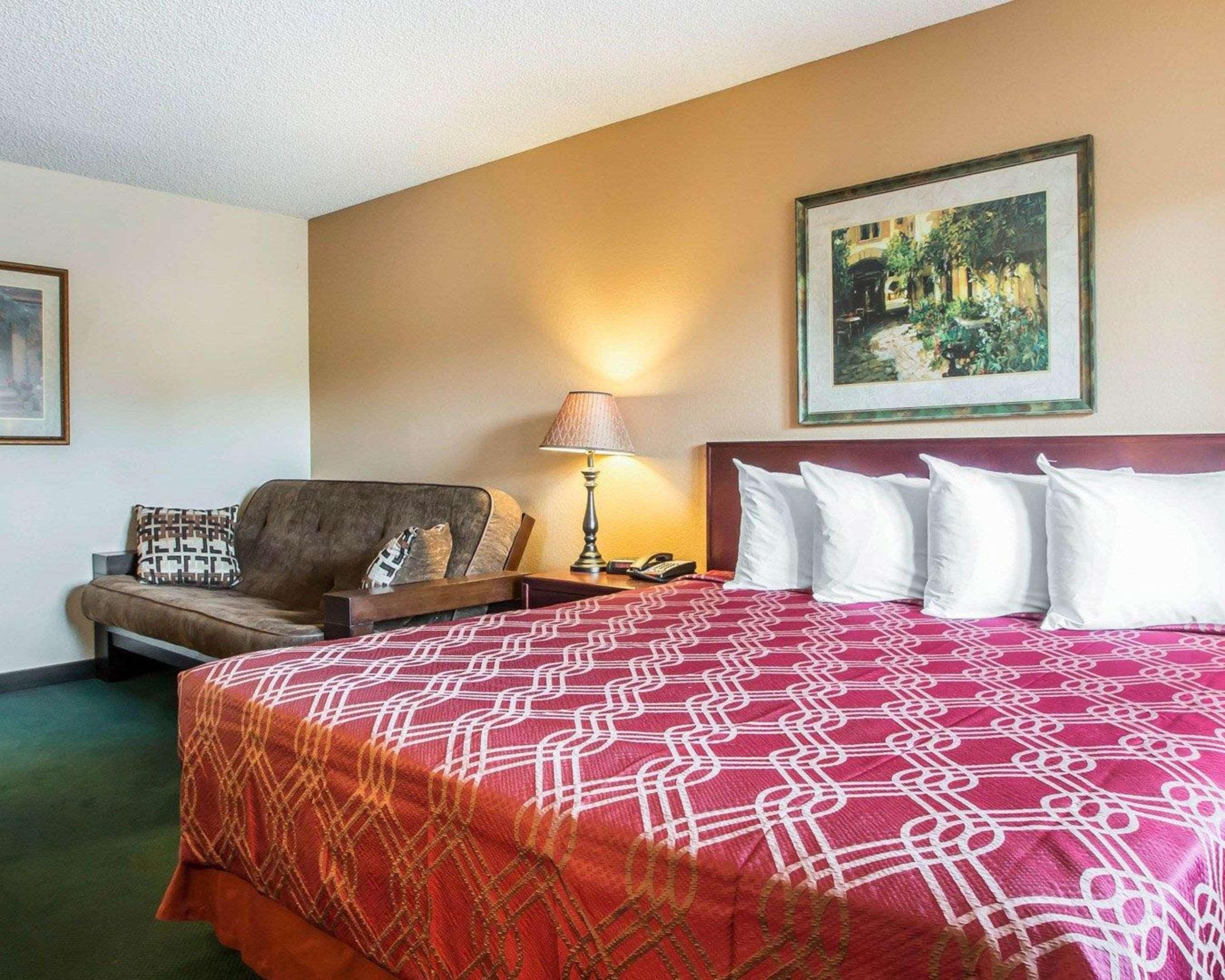 Econo Lodge Springfield I-44 Экстерьер фото