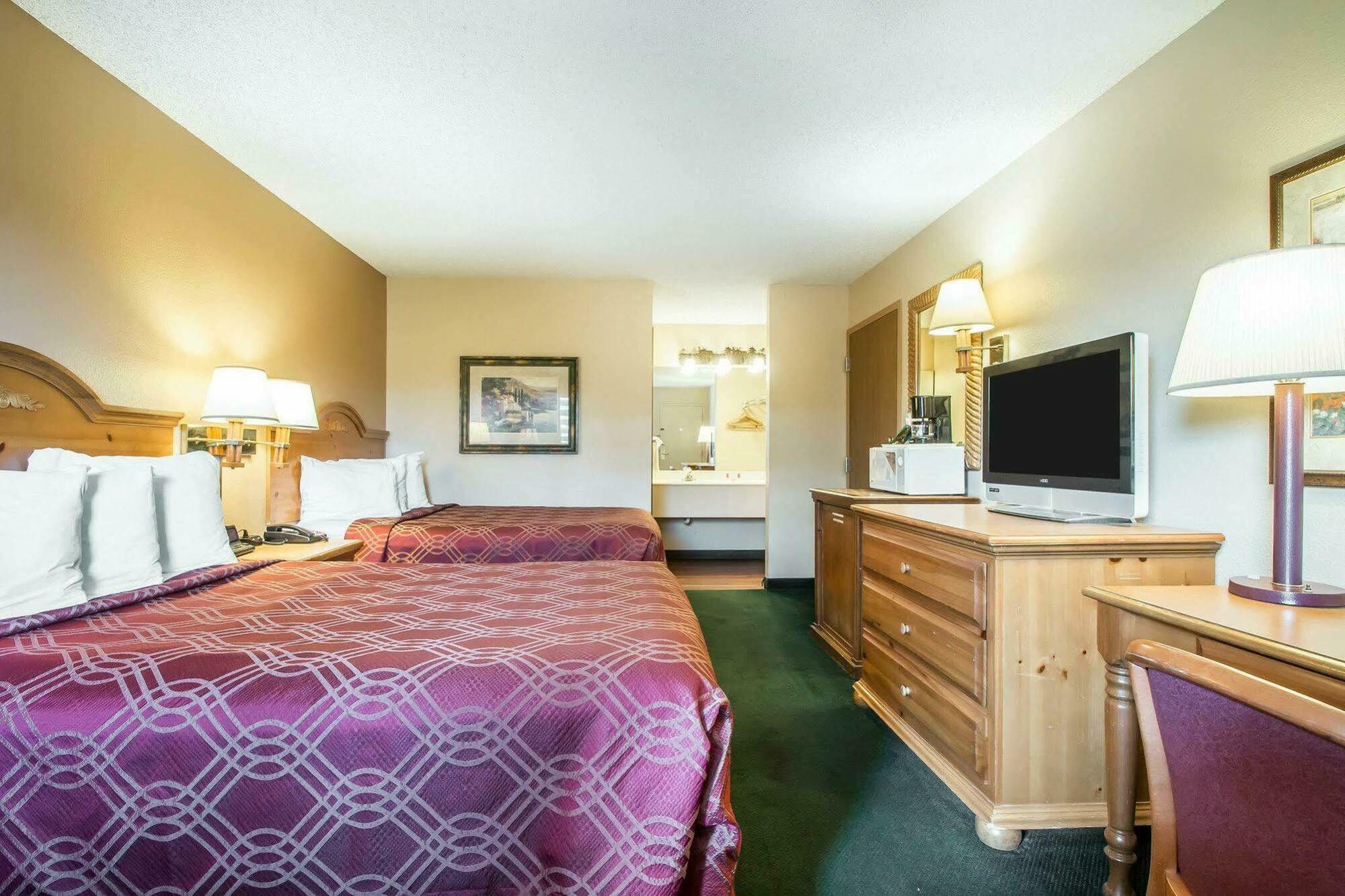 Econo Lodge Springfield I-44 Экстерьер фото