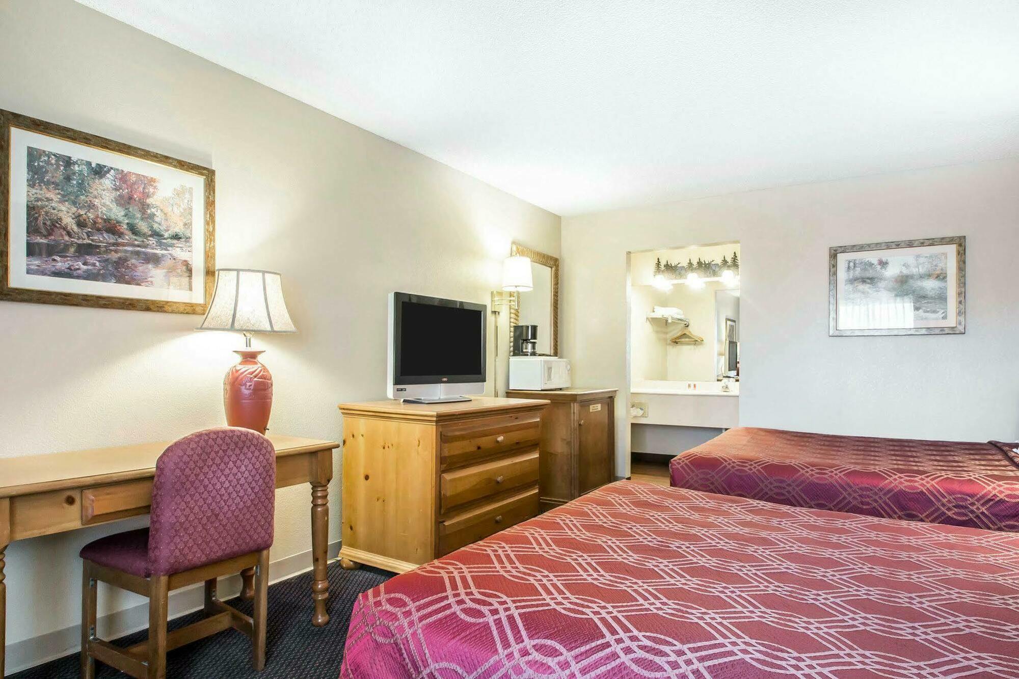Econo Lodge Springfield I-44 Экстерьер фото